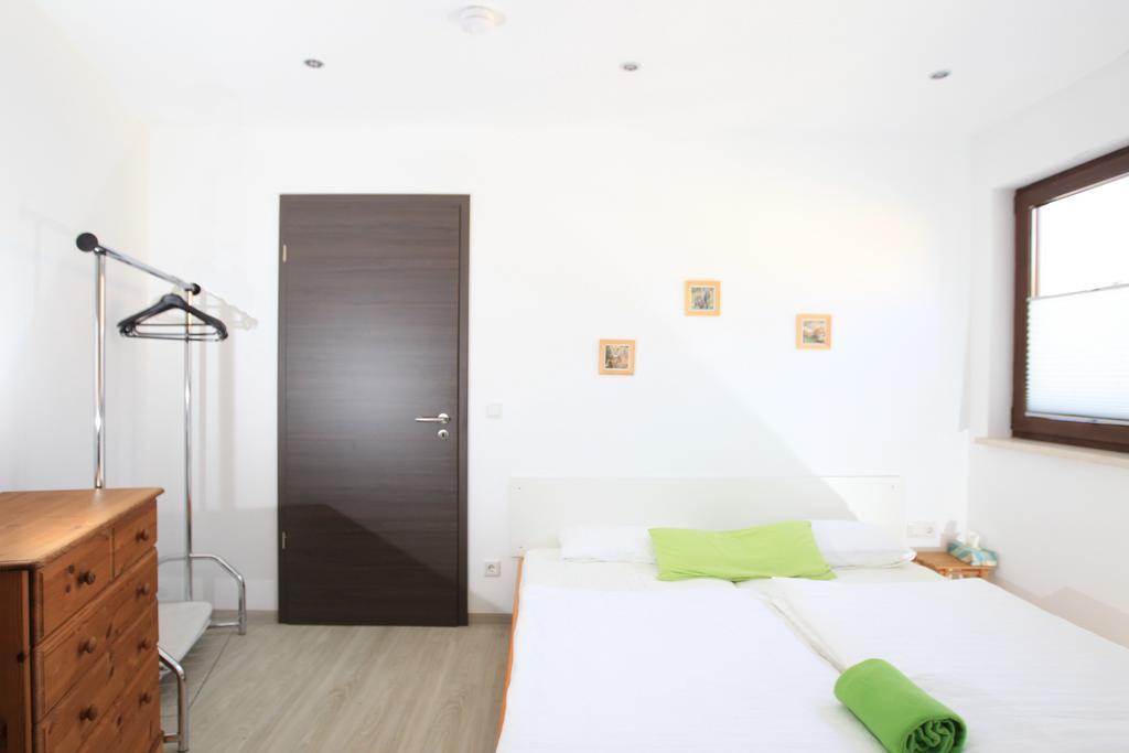 Messewohnung Rehdorf Oberasbach Esterno foto